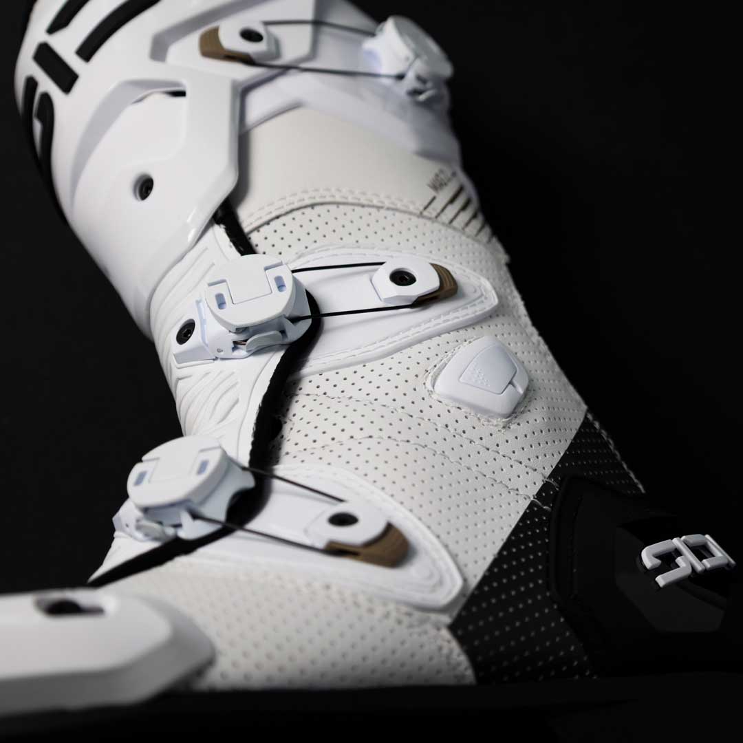 Mag 2 Air White, Black & Red Motorcycle Boots UK – Sidi UK