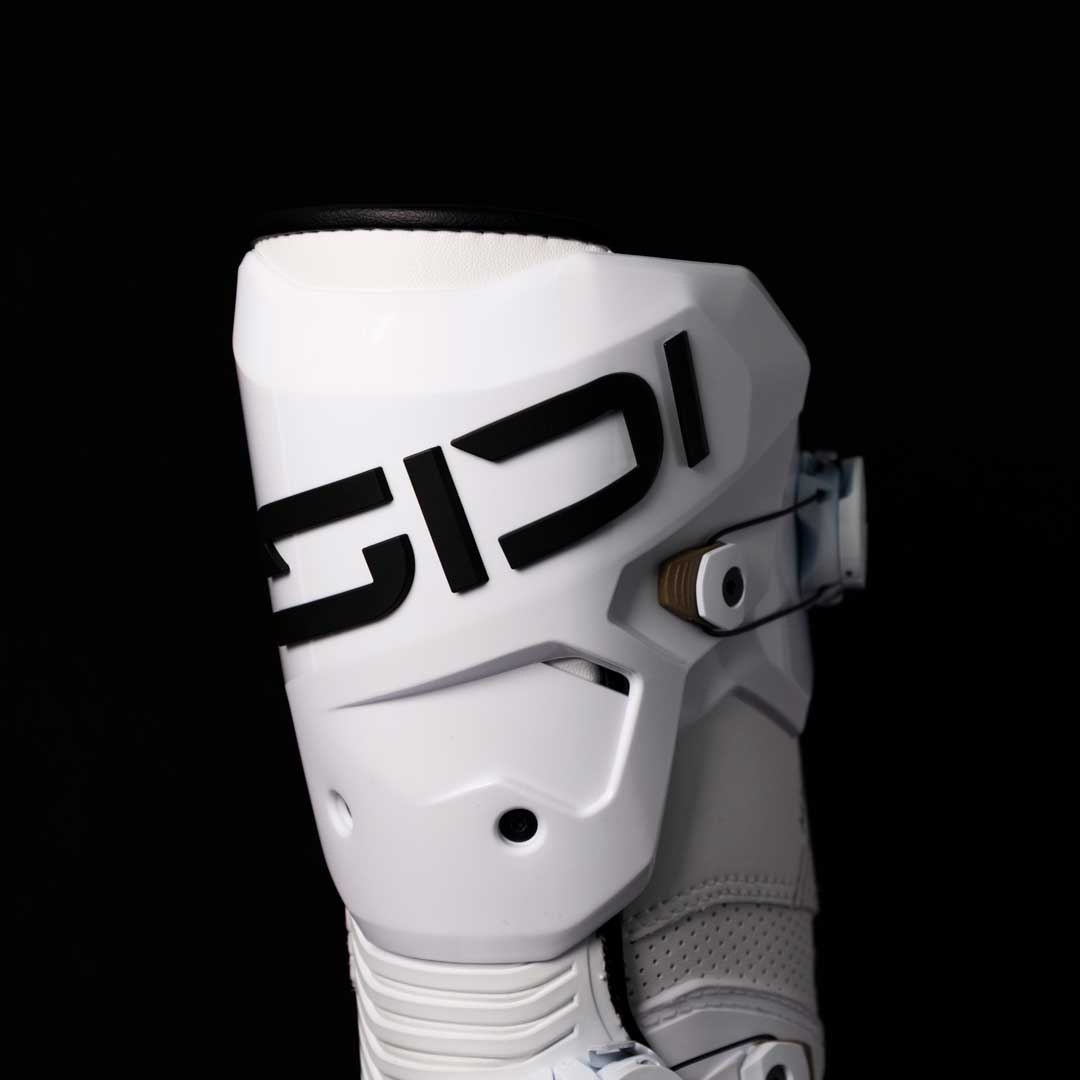 Mag 2 Air White, Black & Red Motorcycle Boots UK – Sidi UK