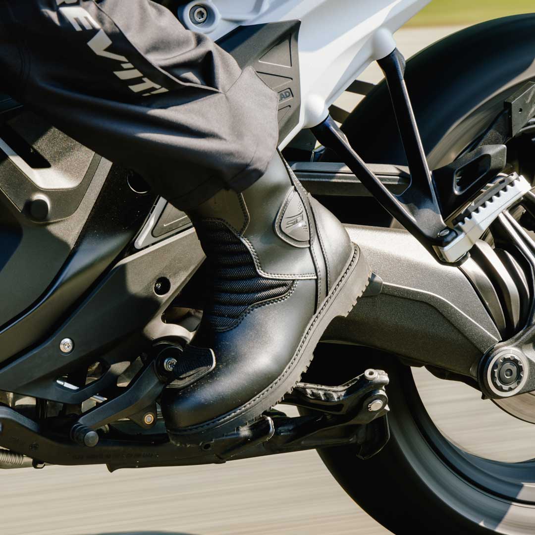 biker wearing black sidi gavia gore motorbike boots