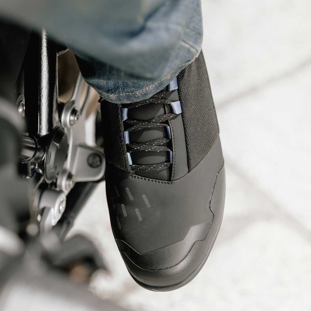 black meta 2 sidi boots